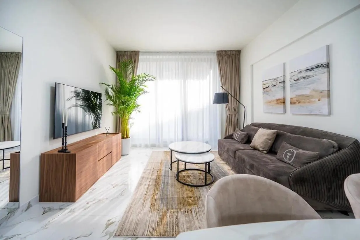 Sophisticated L 1 Bedroom - Rak Ras al-Khaimah